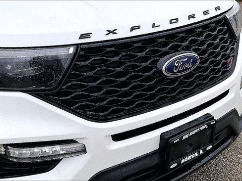 Used 2020 Ford Explorer ST w/ Premium Technology Package image 31