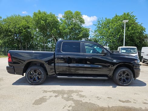 New 2026 RAM 1500 Express AWD/4WD image 2