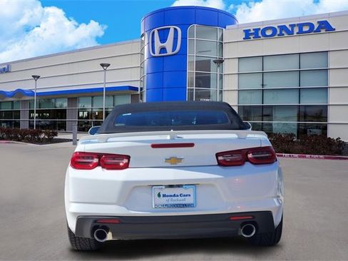 Used 2020 Chevrolet Camaro LT image 5