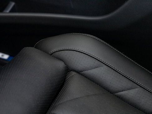 New 2026 BMW X5 xDrive50e image 23