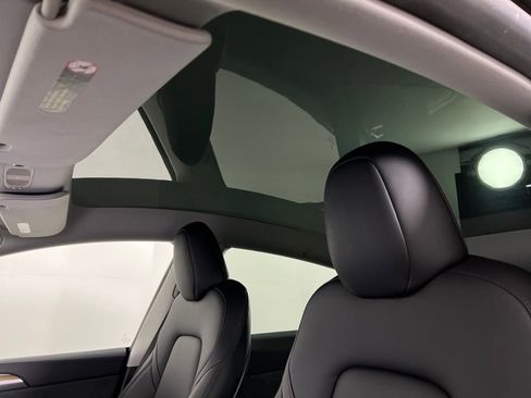 Used 2023 Tesla Model Y Long Range image 13