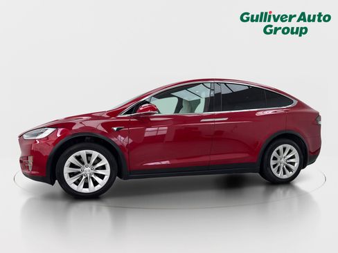 Used 2021 Tesla Model X Long Range AWD/4WD image 2