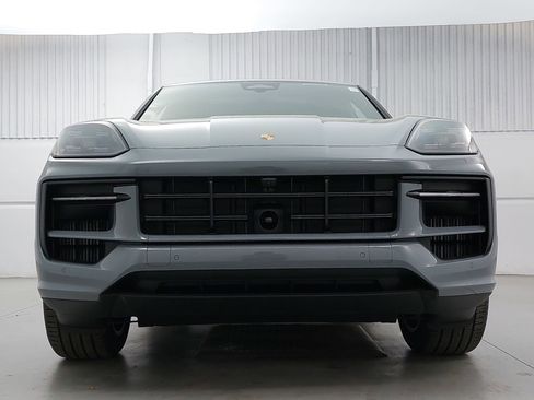 New 2026 Porsche Cayenne image 10