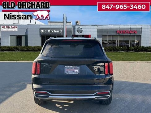 Used 2022 Kia Sorento SX image 5