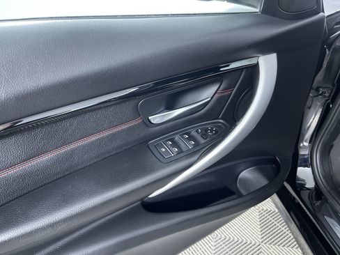 Used 2017 BMW 330i xDrive Sedan image 15