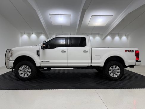 Used 2021 Ford F250 Platinum AWD/4WD image 4