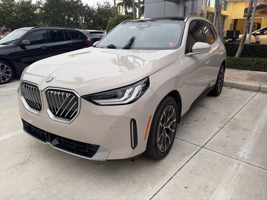 Certified 2025 BMW X3 xDrive30i w/ Convenience Package AWD/4WD image 2