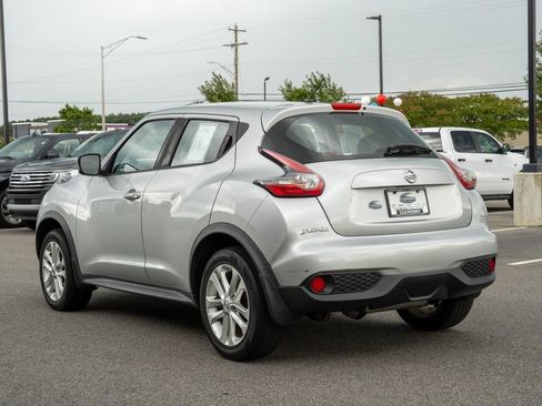 Used 2017 Nissan Juke S AWD/4WD image 5