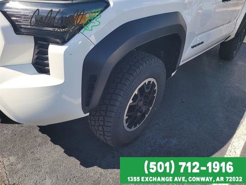 Certified 2024 Toyota Tacoma TRD Off-Road image 30