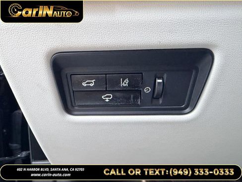 Used 2015 Land Rover Range Rover Supercharged AWD/4WD image 36