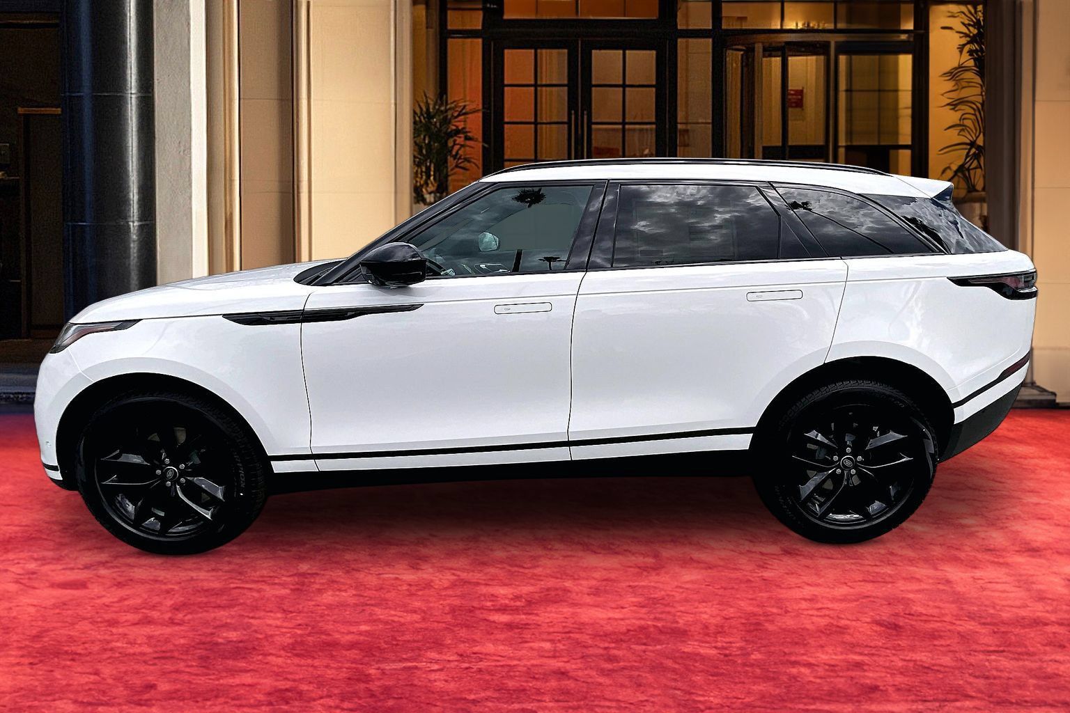 New 2026 Land Rover Range Rover Velar S AWD/4WD image 2