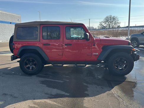 Used 2019 Jeep Wrangler Unlimited Sport S image 6