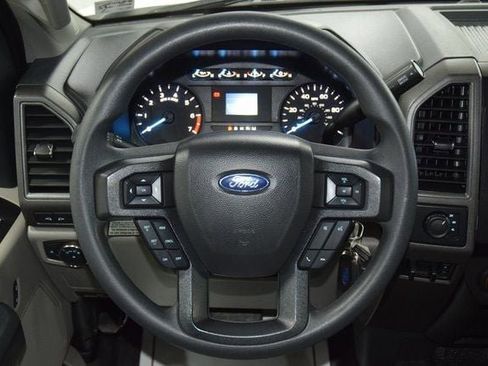 Used 2022 Ford F350 XL w/ Power Equipment Group image 26