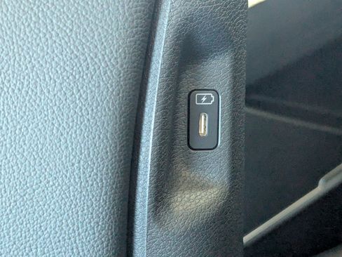 New 2026 Kia Sportage EX FWD image 18