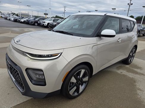 Used 2020 Kia Soul EX w/ Option Group 015 FWD image 7