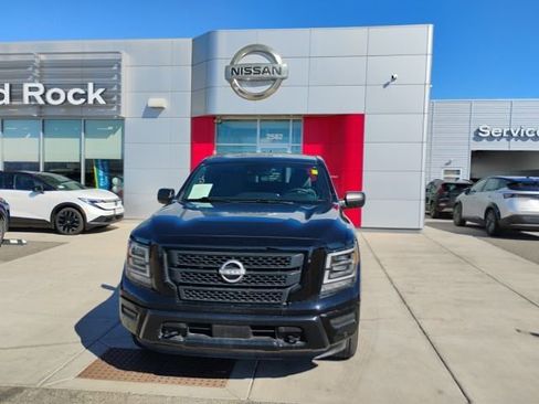 Used 2024 Nissan Titan SV w/ SV Bronze Edition Package AWD/4WD image 2