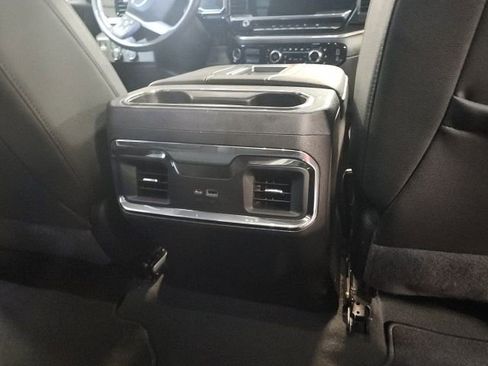 Used 2022 GMC Sierra 1500 SLT w/ SLT Premium Package image 14