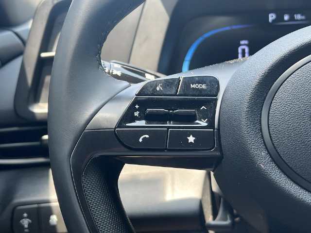 Certified 2025 Hyundai Elantra Sport FWD image 26