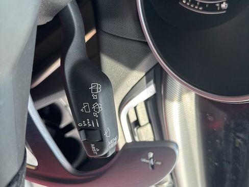 Used 2023 Alfa Romeo Stelvio Veloce AWD/4WD image 39
