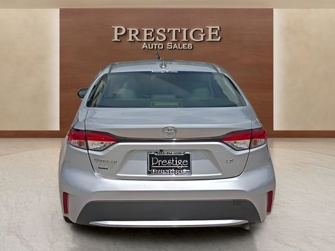 Used 2020 Toyota Corolla LE FWD image 31