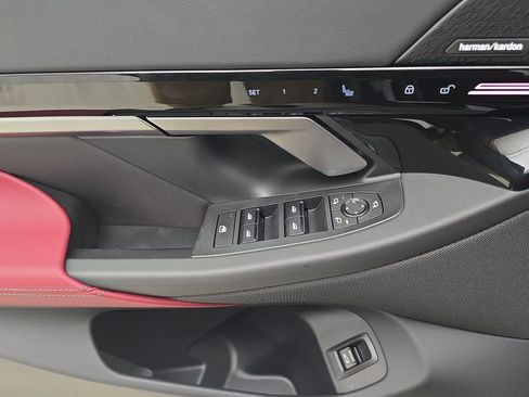 New 2025 BMW 530i xDrive AWD/4WD image 14