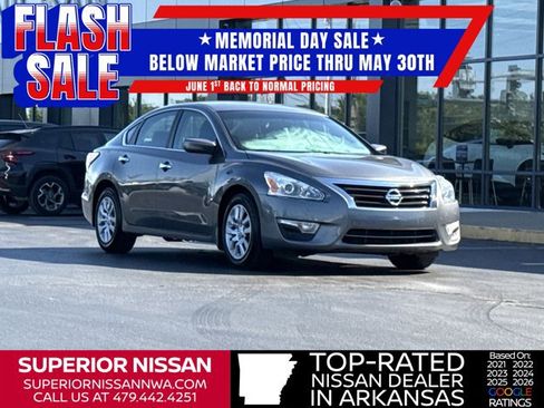 Used 2015 Nissan Altima 2.5 S w/ Power Driver Seat Package FWD image 1