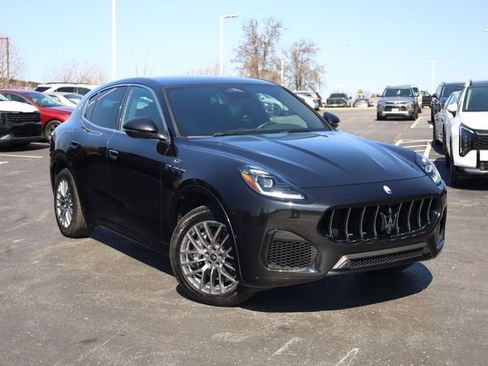 Used 2024 Maserati Grecale GT image 2