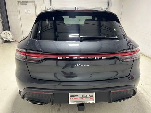 Used 2025 Porsche Macan Turbo AWD/4WD image 6