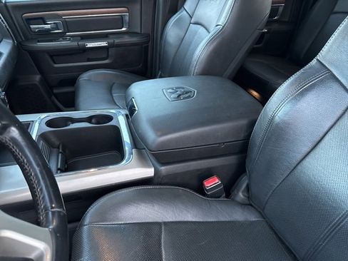 Used 2018 RAM 3500 Laramie image 22