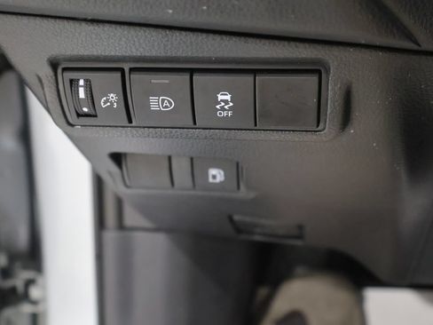 Certified 2024 Toyota Corolla Cross AWD Hybrid image 33