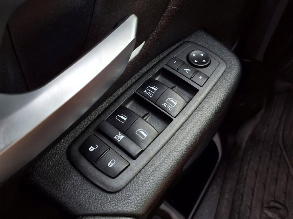Used 2021 RAM 1500 Big Horn AWD/4WD image 17