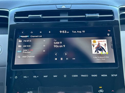 Certified 2023 Hyundai Tucson Limited AWD/4WD image 30