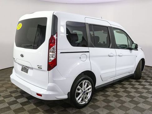 Used 2015 Ford Transit Connect XLT image 12