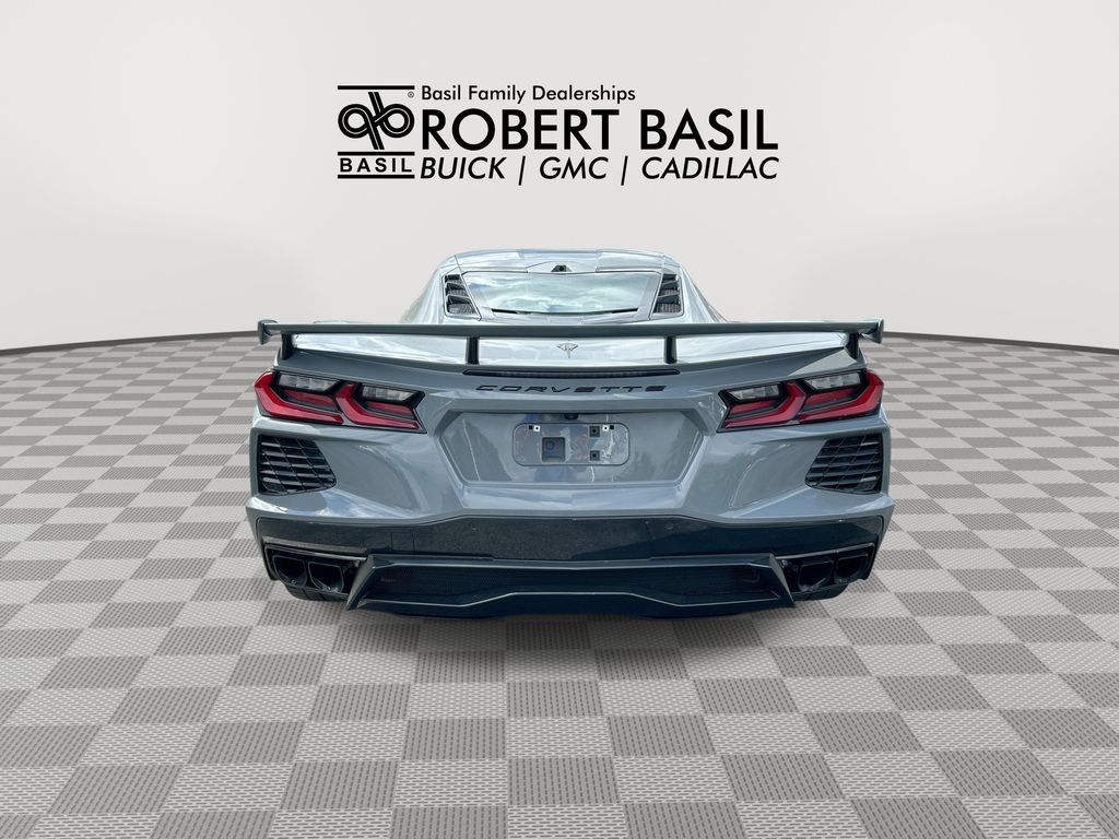 Used 2025 Chevrolet Corvette Stingray Preferred Cpe w/ Z51 Performance Package RWD image 7