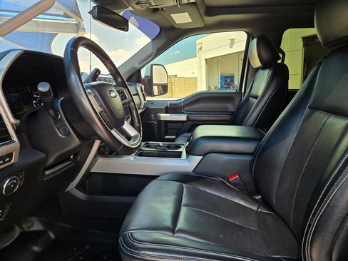 Used 2021 Ford F250 Lariat w/ Lariat Ultimate Package AWD/4WD image 9