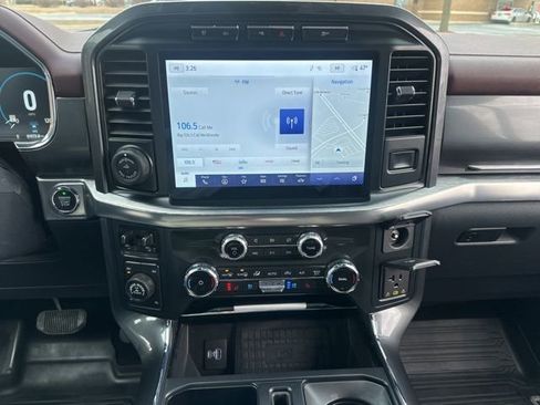 Used 2022 Ford F150 Lariat image 48