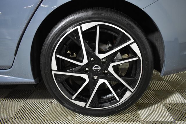 Certified 2024 Nissan Sentra SR FWD image 39
