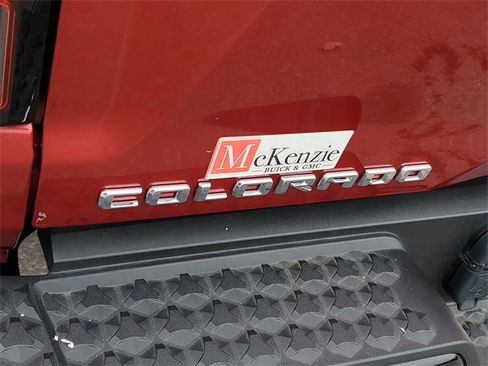 Used 2024 Chevrolet Colorado Z71 w/ Advanced Trailering Package image 27