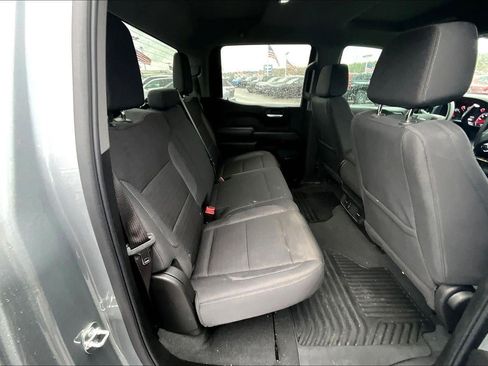 Used 2025 Chevrolet Silverado 1500 Custom image 21