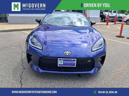 Used 2024 Toyota GR86 Premium RWD image 8