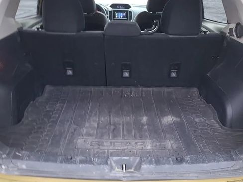 Used 2021 Subaru Crosstrek 2.0i Premium AWD/4WD image 10