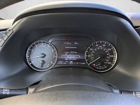 Used 2022 Nissan Armada SV AWD/4WD image 12