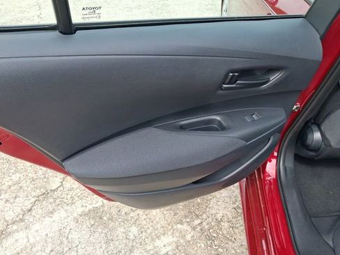 Used 2026 Toyota Corolla LE image 9