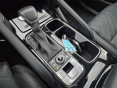 Certified 2023 Kia Telluride SX Prestige X-Pro image 17