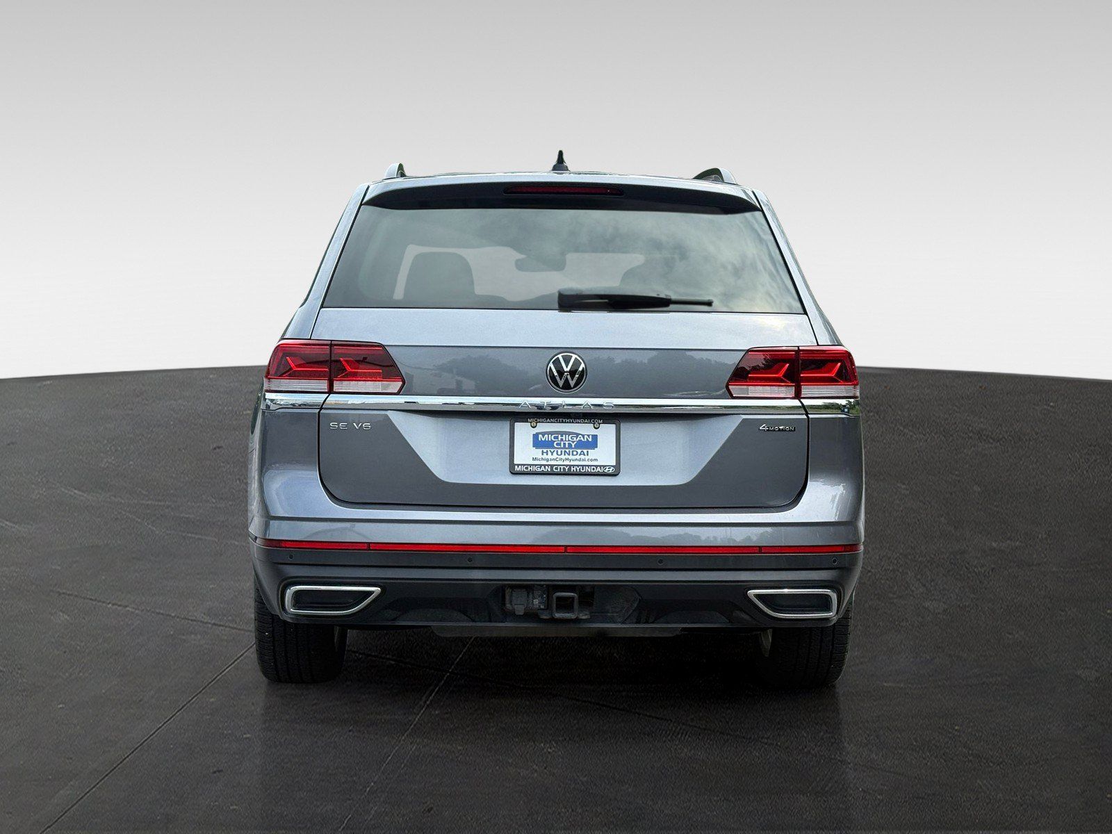 Used 2023 Volkswagen Atlas SE w/ Panoramic Sunroof Package AWD/4WD image 6