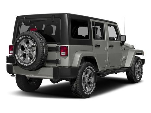 Used 2016 Jeep Wrangler Unlimited Sahara w/ Connectivity Group image 2