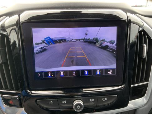 Used 2020 Chevrolet Traverse Premier AWD/4WD image 45