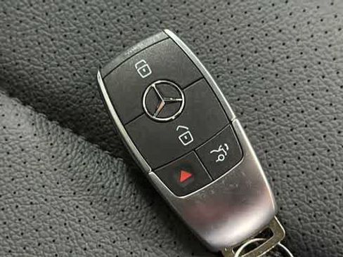 Certified 2026 Mercedes-Benz GLE 350 4MATIC image 39