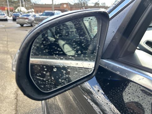 Used 2022 Mercedes-Benz GLC 300 GLC 300 image 10