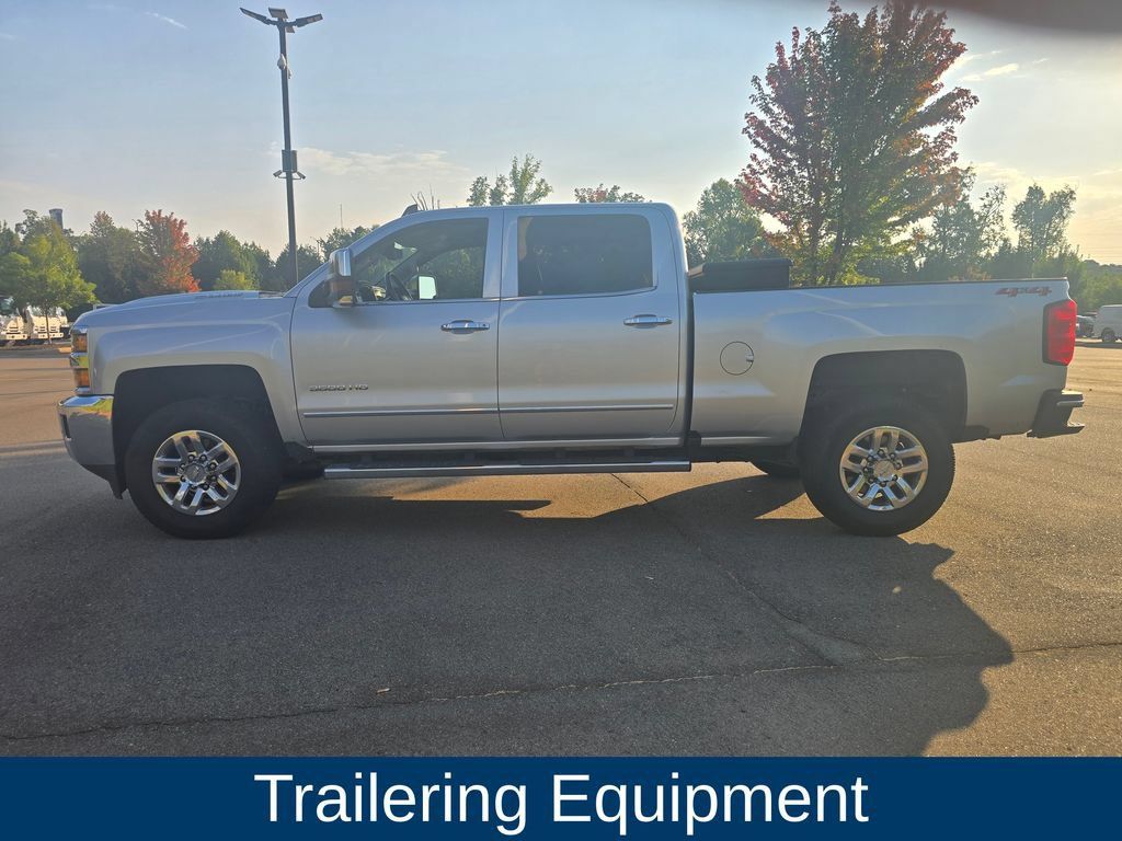 Used 2019 Chevrolet Silverado 3500 LTZ w/ Duramax Plus Package AWD/4WD image 4